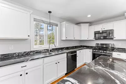 214 Steere St, Attleboro, MA 02703 - Photo 15