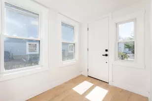 26 Central Ave, Malden, MA 02148 - Photo 13