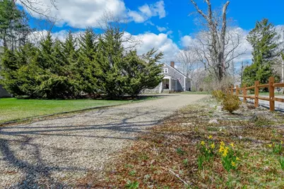 586-B Front Street/Briggs Ter., Marion, MA 02738 - Photo 7