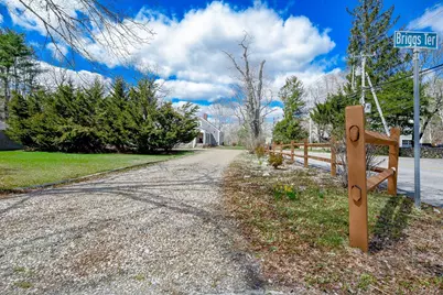 586-B Front Street/Briggs Ter., Marion, MA 02738 - Photo 9