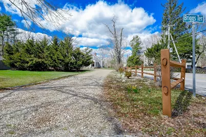 586-B Front Street/Briggs Ter., Marion, MA 02738 - Photo 9