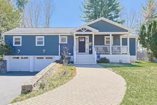 405 Main St, Lynnfield, MA 01940 - Photo 1