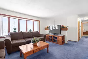 43 Locust St, Bellingham, MA 02019 - Photo 5