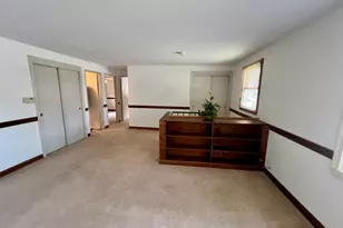 12 Saran Ave, Bedford, MA 01730 - Photo 9