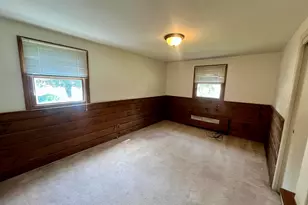 12 Saran Ave, Bedford, MA 01730 - Photo 11