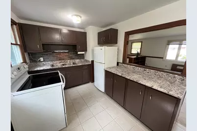 12 Saran Ave #12, Bedford, MA 01730 - Photo 3