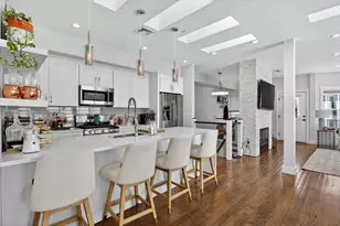 15 W Bellflower St, Boston, MA 02125 - Photo 9