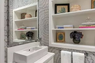 82 Mt Vernon St, Boston, MA 02108 - Photo 9