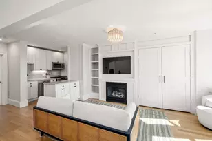 131 Pembroke St, Boston, MA 02118 - Photo 7