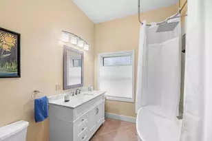 17 Garfield St, Marblehead, MA 01945 - Photo 25