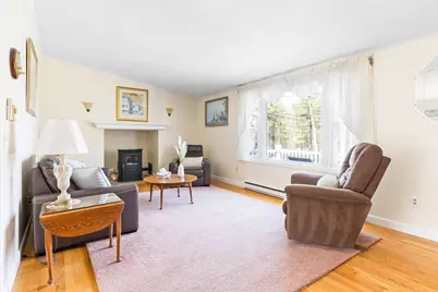 47 Lakeview Ave, Natick, MA 01760 - Photo 5