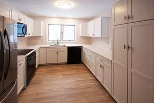 509 Fairway Village, Northampton, MA 01053 - Photo 5