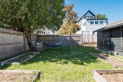 11 Eugenia Rd, Boston, MA 02131 - Photo 35