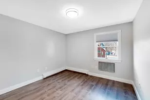 4 Golden Ct, Medford, MA 02155 - Photo 11