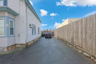 31 Russell St, Fall River, MA 02721 - Photo 17