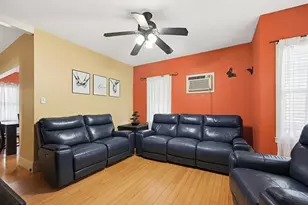 31 Russell St, Fall River, MA 02721 - Photo 3