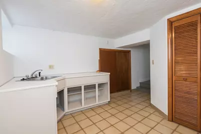 15 Eugenia Rd, Boston, MA 02131 - Photo 27