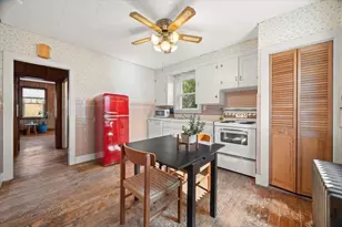 22 Ingell St, Taunton, MA 02780 - Photo 5