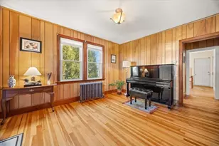 22 Ingell St, Taunton, MA 02780 - Photo 9