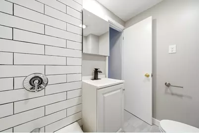 29-31 Auburn Street #2R, Everett, MA 02149 - Photo 5