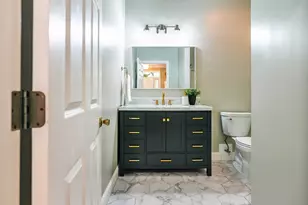 432 Boxwood Ln, Clinton, MA 01510 - Photo 7