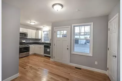 17 Marshall #3, Lowell, MA 01851 - Photo 3