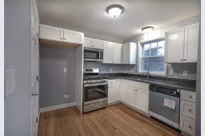 17 Marshall #3, Lowell, MA 01851 - Photo 5