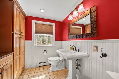 10 Hearthstone Dr, Burlington, MA 01803 - Photo 15