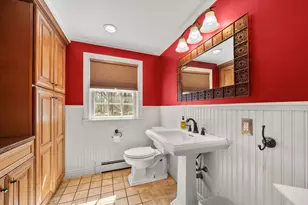 10 Hearthstone Dr, Burlington, MA 01803 - Photo 15