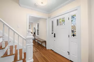 23 Boardman St, Cambridge, MA 02139 - Photo 3