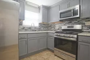 78 Mayfair Ave, Springfield, MA 01104 - Photo 7