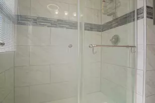 78 Mayfair Ave, Springfield, MA 01104 - Photo 15