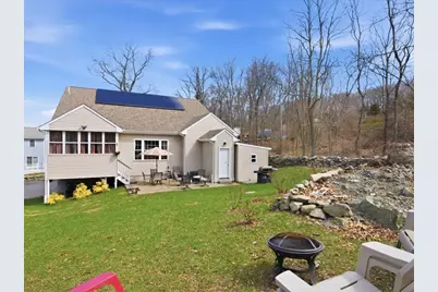 67 Ling St, Fall River, MA 02720 - Photo 5