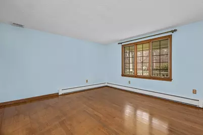 7 Neck Hill Rd, Mendon, MA 01756 - Photo 5