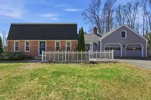 21 Meadowwood Dr, Deerfield, MA 01373 - Photo 1