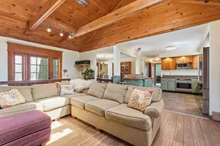 21 Meadowwood Dr, Deerfield, MA 01373 - Photo 5