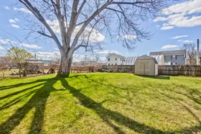 65 Hyde Ave, Springfield, MA 01107 - Photo 25