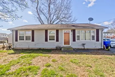 65 Hyde Ave, Springfield, MA 01107 - Photo 1