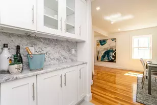 27 Ellison Ave, Boston, MA 02126 - Photo 11