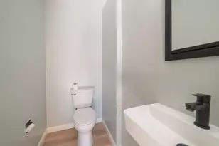 180 Main St, Bridgewater, MA 02324 - Photo 13