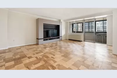 6 Whittier Pl #12M, Boston, MA 02114 - Photo 1