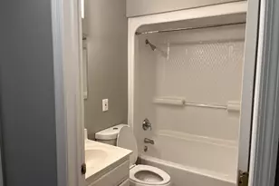 242 Park Ave, Revere, MA 02151 - Photo 9