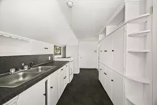 1 Elm St, Freetown, MA 02702 - Photo 5