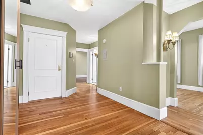 164 Strathmore R #4, Boston, MA 02135 - Photo 3