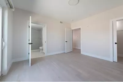 425 Border St. #503, Boston, MA 02128 - Photo 5