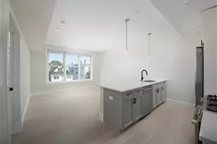 425 Border St, Boston, MA 02128 - Photo 3