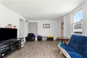 6 Munroe St, Peabody, MA 01960 - Photo 15