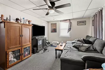 6 Munroe St, Peabody, MA 01960 - Photo 15