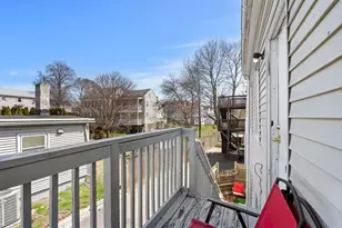 6 Munroe St, Peabody, MA 01960 - Photo 23