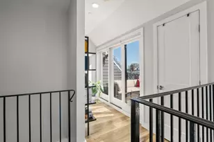 254 Everett St, Boston, MA 02128 - Photo 9
